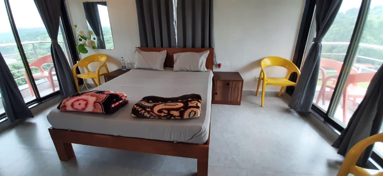 The Paradise Retreat